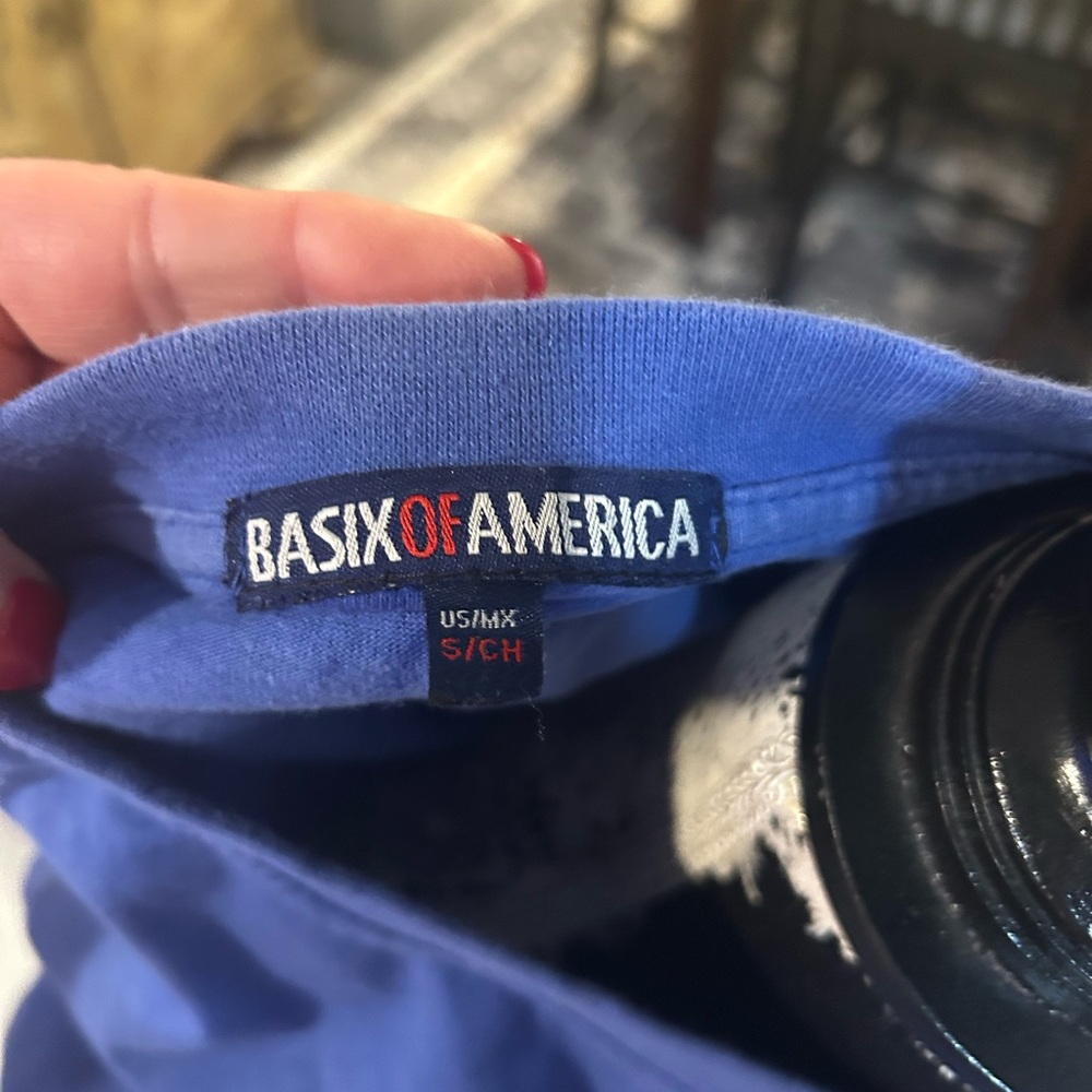 Basix of America Blue V-Neck Sweatshirt Cape Cod - Picture 3 of 6